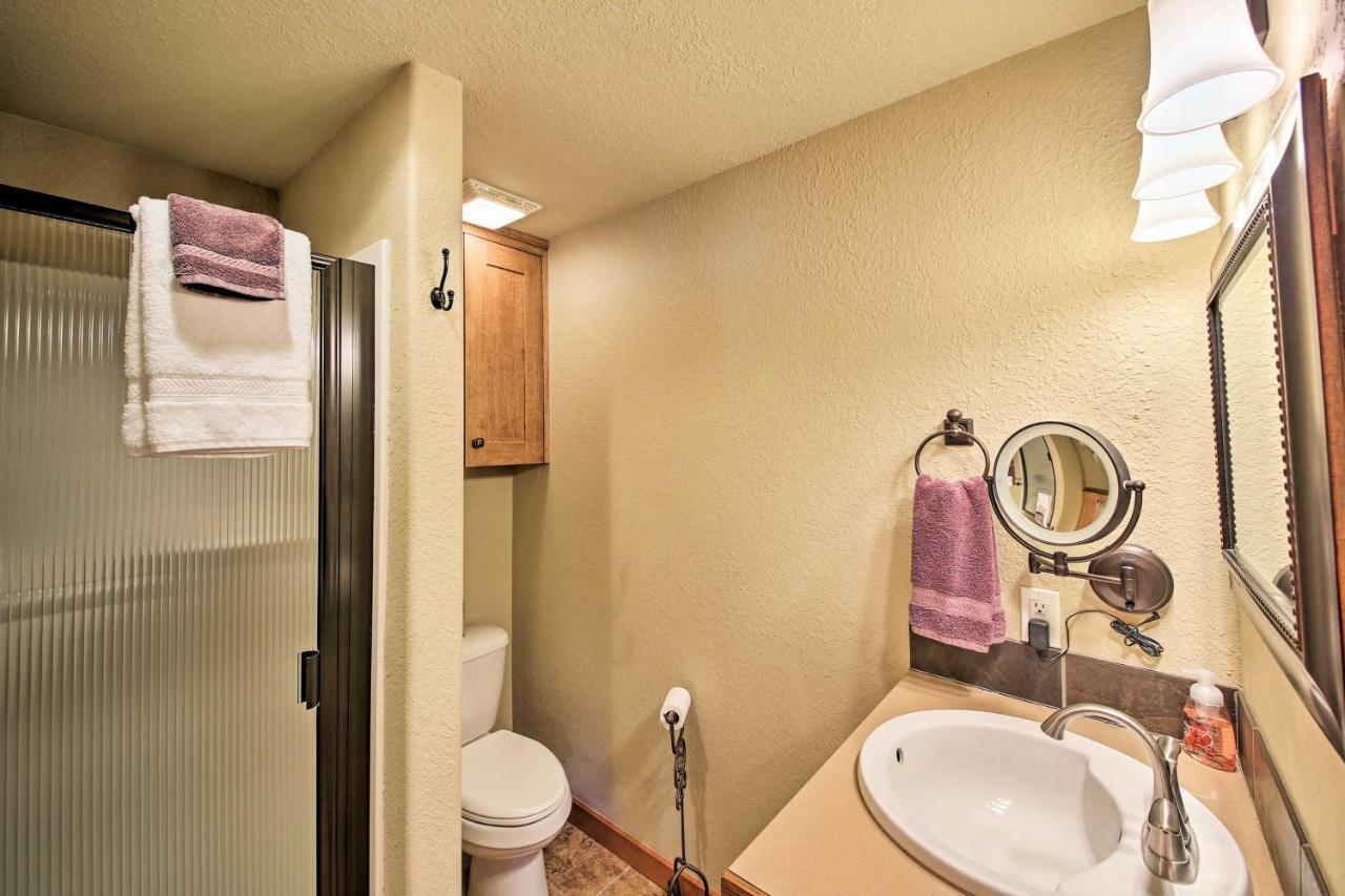 Lake Pend Oreille Condo With Porch And Mountain View! Sandpoint Zewnętrze zdjęcie